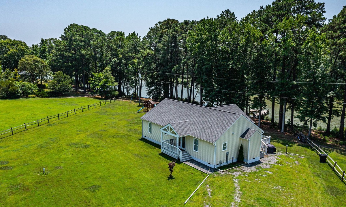 Reedville House | Riverfront Home with Private Pier