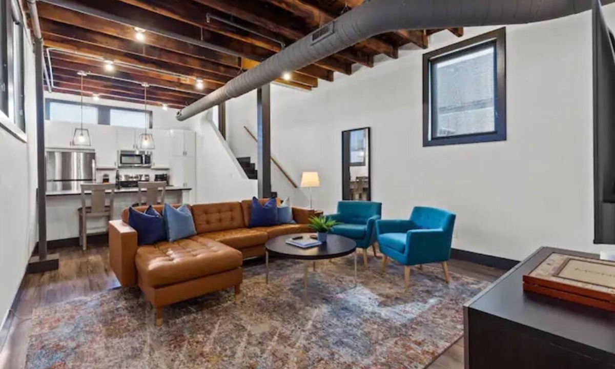 Downtown St. Louis Apartment | Riverfront Loft - Private Balcony - King Bed - Arch, Conventions & Casino