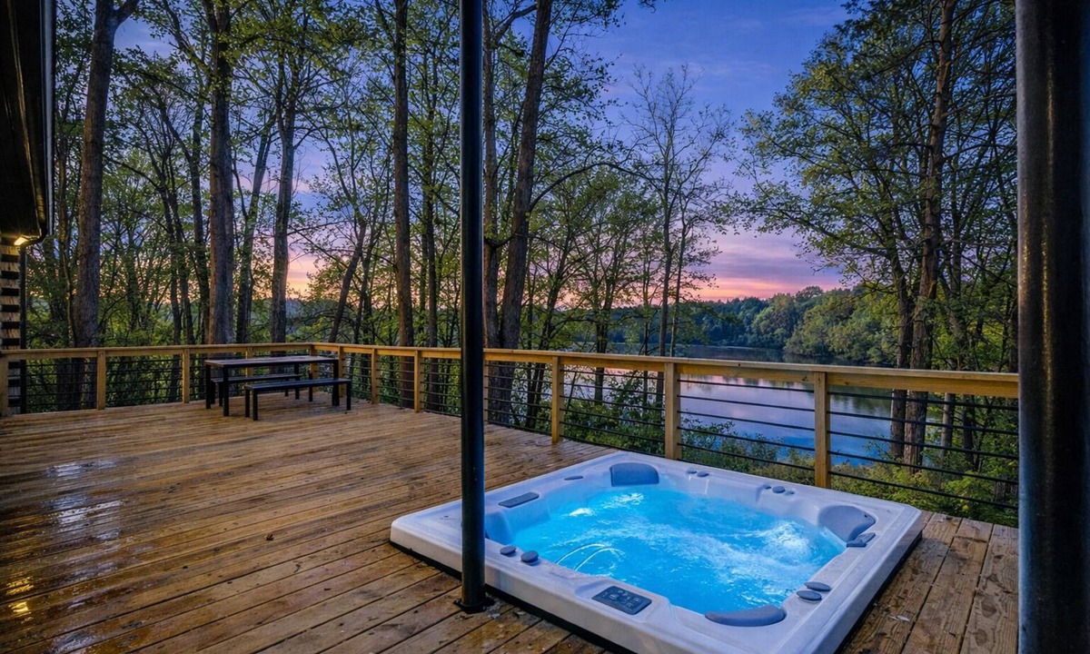 Powhatan House | Riverfront Modern Cabin | Hot Tub + Scenic Views