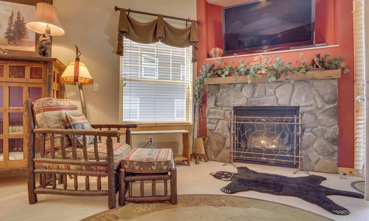 Government Camp Condo | Riverfront mountain townhouse with pool & hot tub, patio, & easy ski access