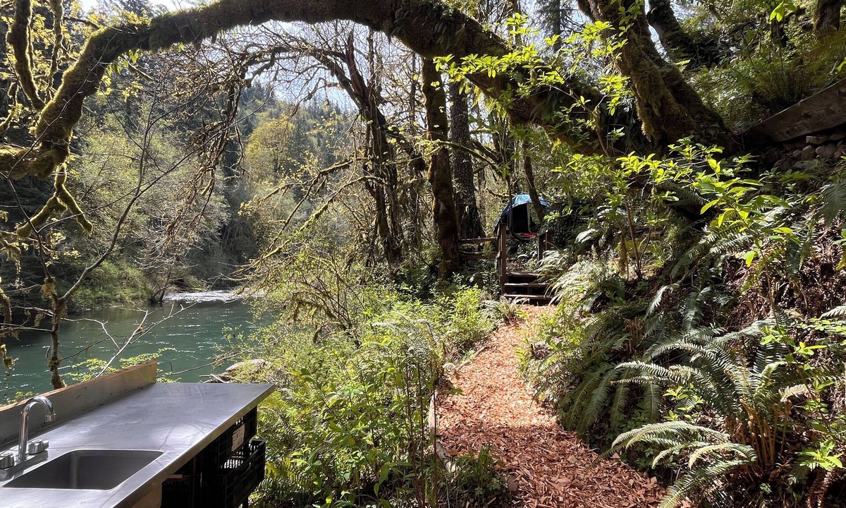 Kalama RV Rental | Riverfront Paradise Campground in Kalama