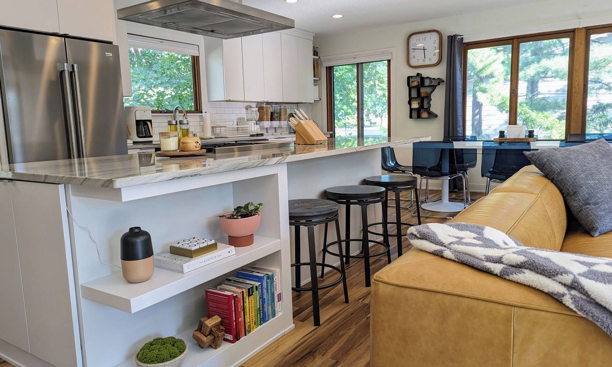 Fridley House | Riverfront Retreat - King Beds, Fireplace & Soaking Tub