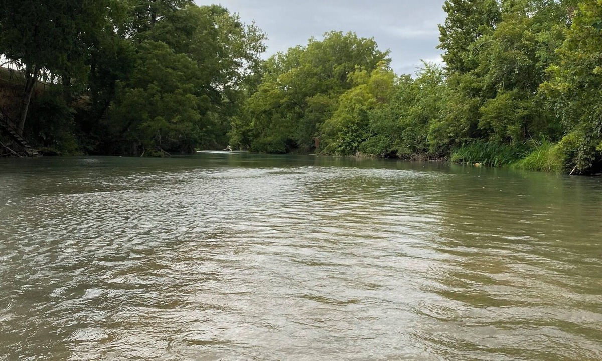 Martindale House | Riverfront Tubing Property on 7 acres!