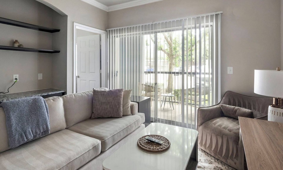 Riverpark West Apartment | RiverPark 1BD 5 - One Bedroom Apartment, Sleeps 2