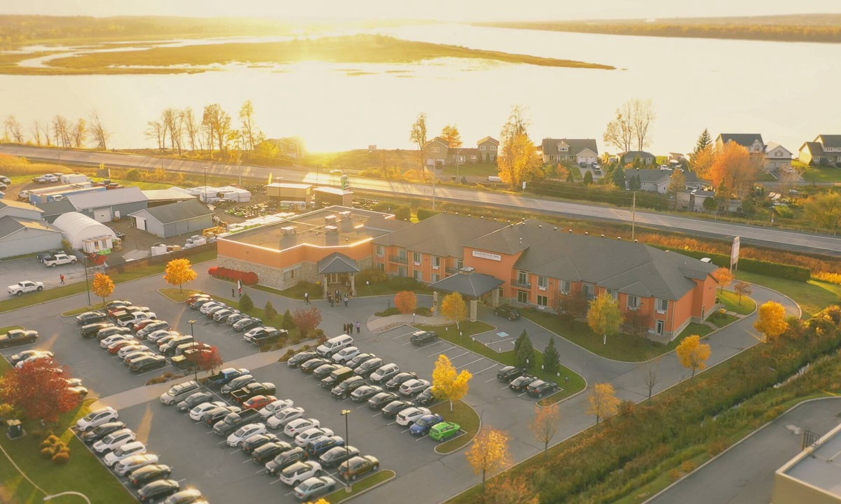 Rockland Hotel | RiverRock Inn & Conference Centre