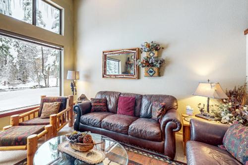 McCall Apartment | Rivers Bend B19