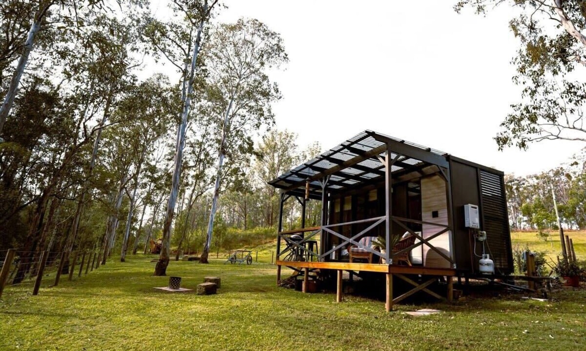 Bowman House | Rivers Edge Cabin by Tiny Away