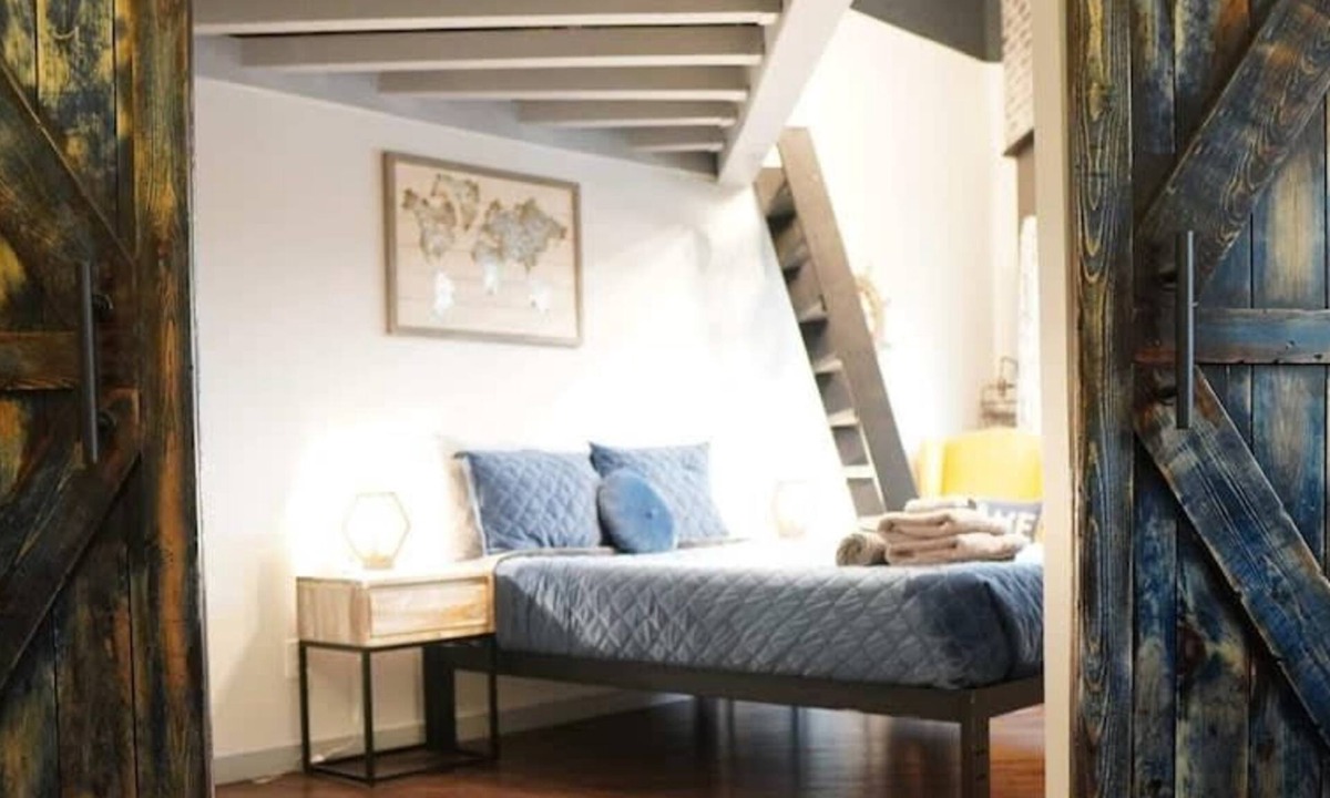 Niles Apartment | Rivers Edge Lofts - Unit 4