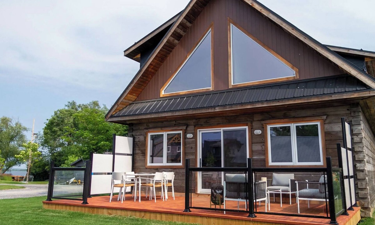 Trent Hills House | Riverside Area Cabin 6nFamily vacations - Sleeps 10