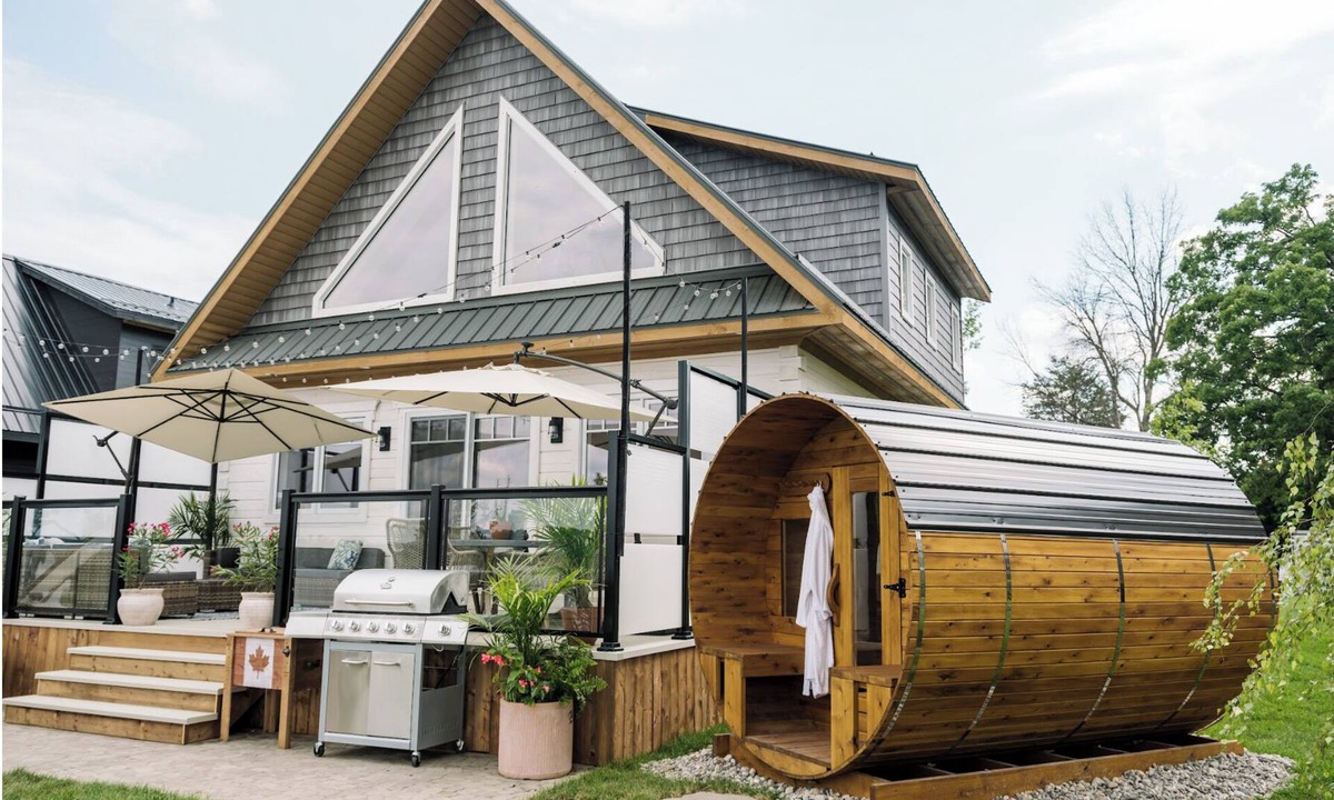 Trent Hills House | Riverside Cabin 4nA serene riverside getaway