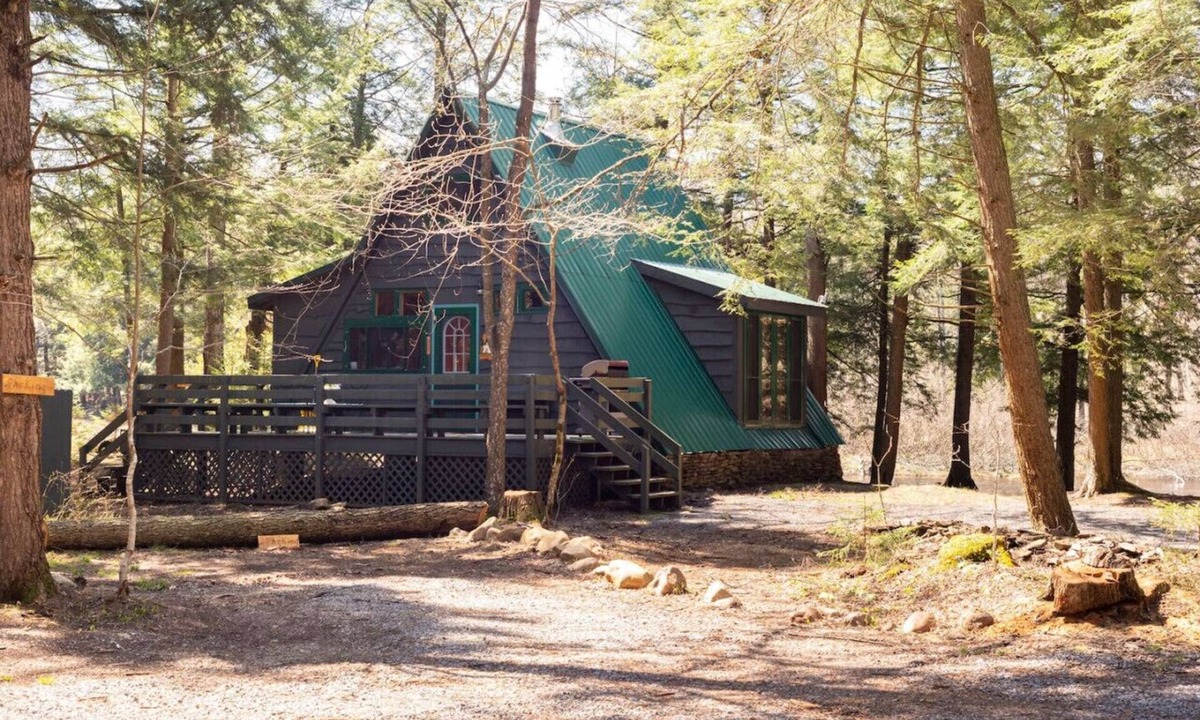 Hopkinton Cabin | Riverside Cabin & Nature Trails