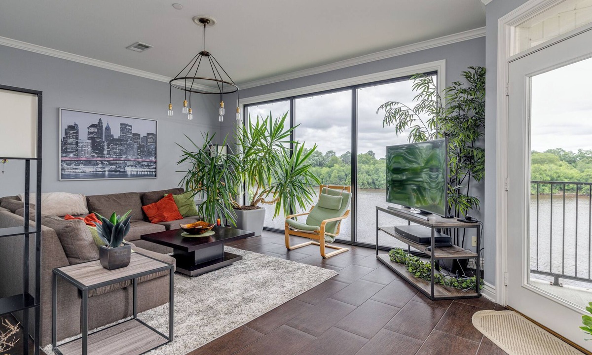 West Monroe Condo | Riverside Condo in downtown West Monroe