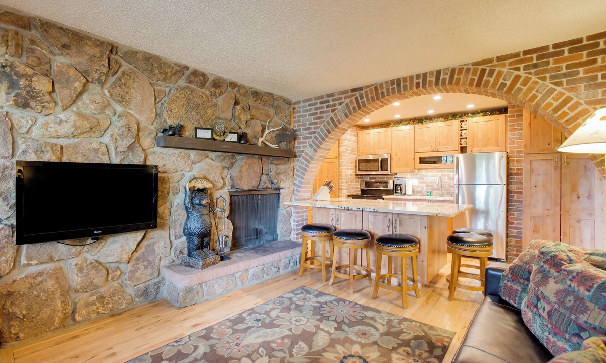 Winter Park Condo | Riverside Condo in Downtown Winter Park!