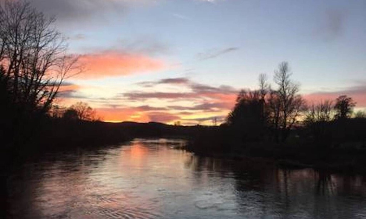 Penpont Cottage | Riverside cottage with Sauna and open fire