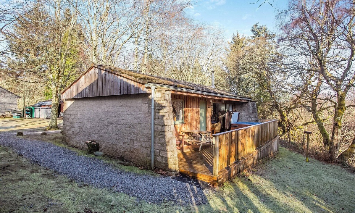 Whitebridge Ski Chalet | Riverside Highland Lodges