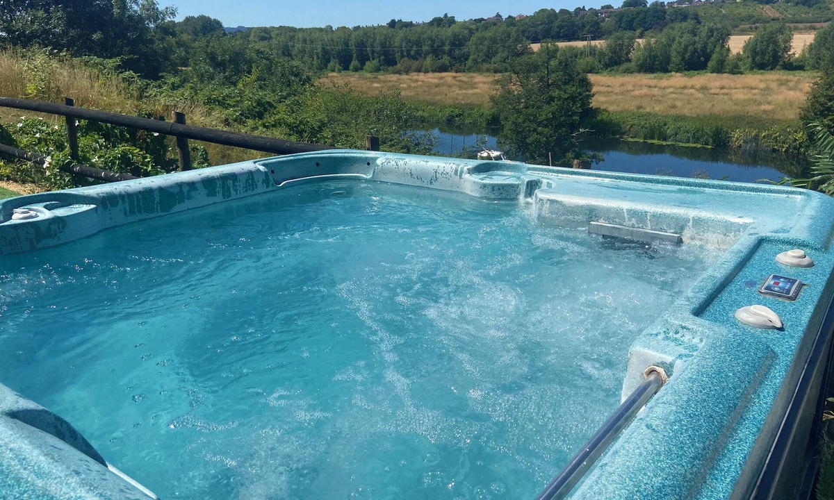 Evesham Cottage | Riverside Manor