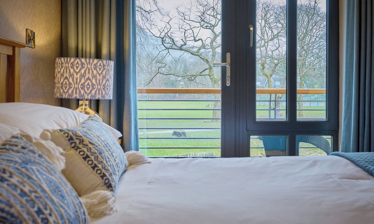 Keswick Cottage | Riverside Park 3