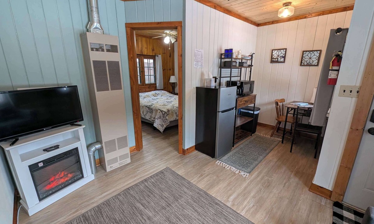 Park Rapids Cabin | Riverside Point Resort #4 | 1 Bed, 1 Bath