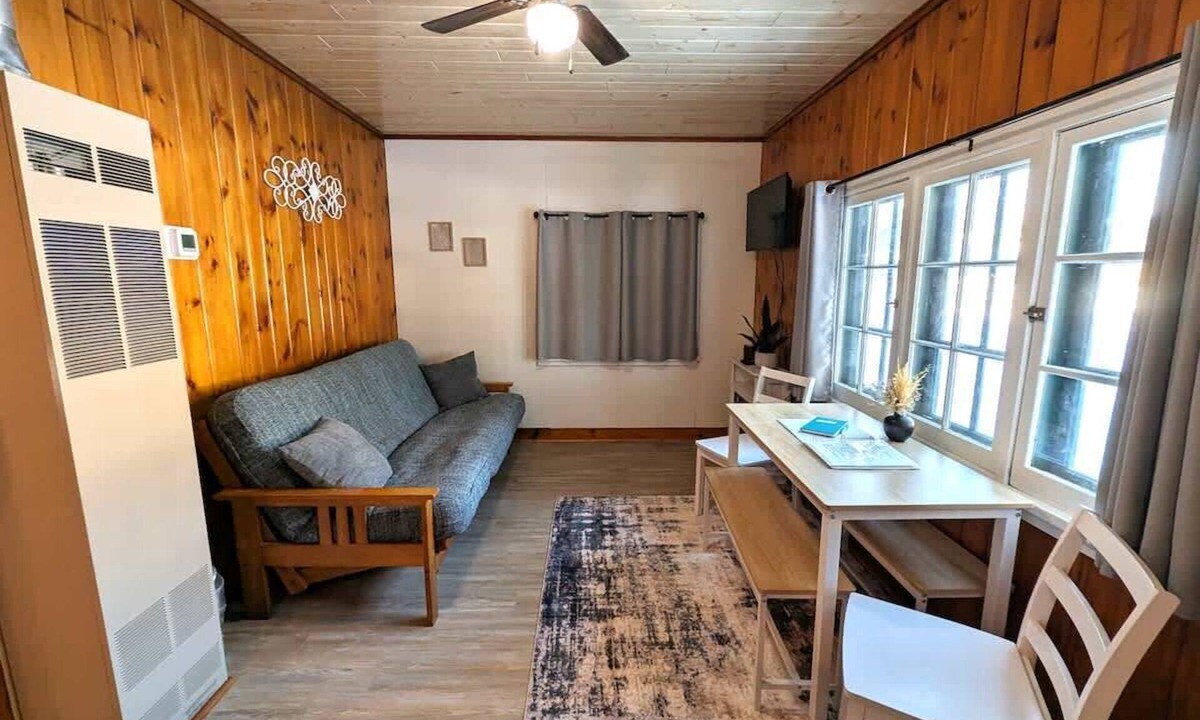 Park Rapids Cabin | Riverside Point Resort #6 | 2 Bed, 1 Bath