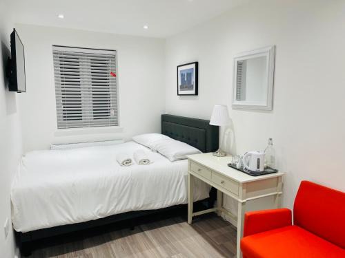 Island Gardens House | Riverside Premium Double Room E14