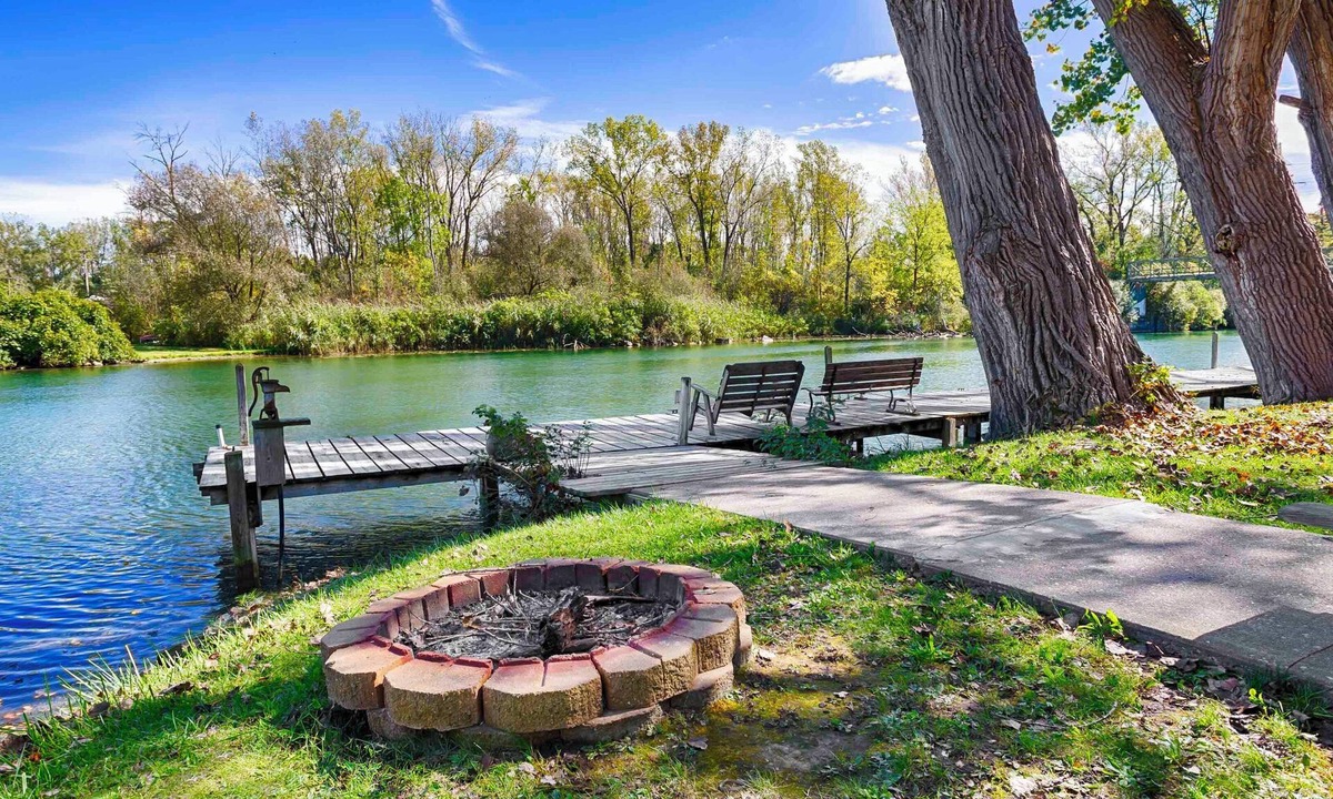 Waterloo House | Riverside Retreat: Private Location and lake access!