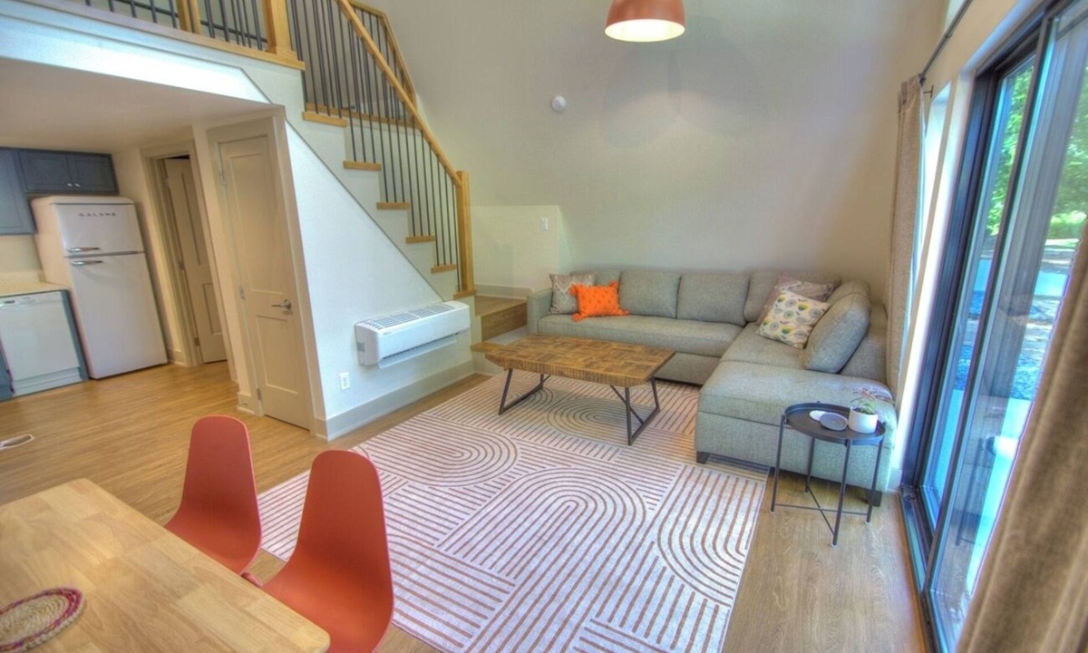 Berwick Cabin | Riverside RV Park Cabin Retreat | Peaceful | Pet-Friendly | Trails