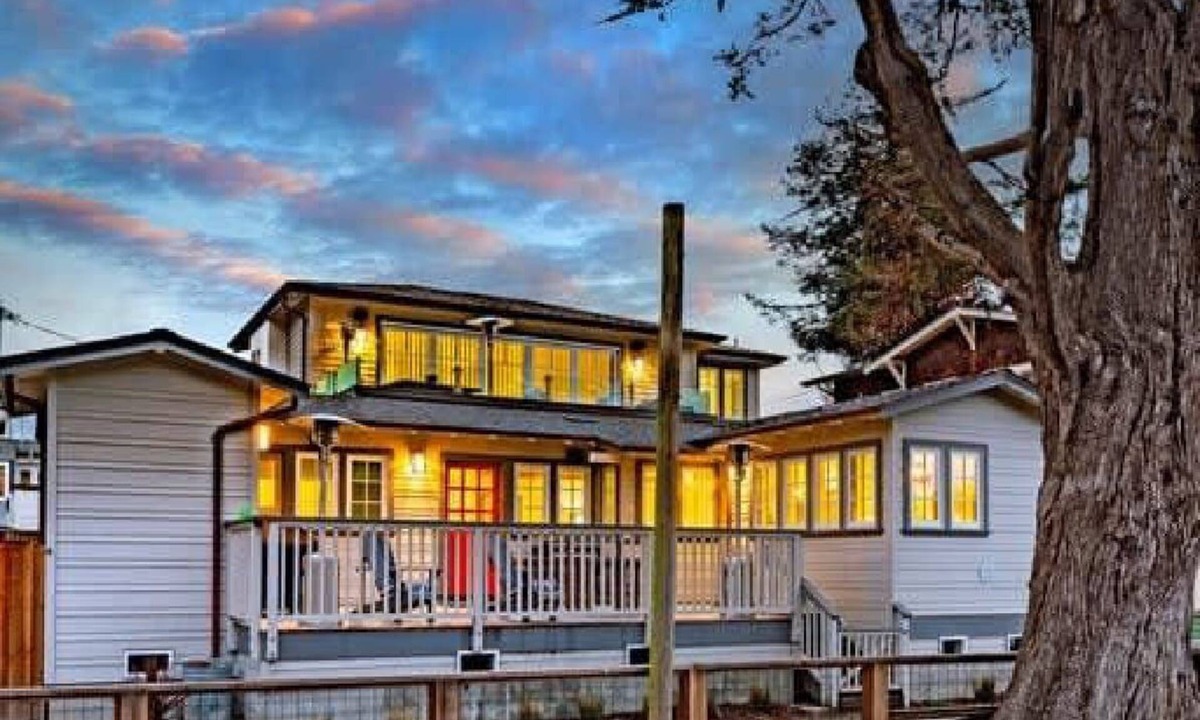 Capitola House | Riverview Retreat Duplex-Captiola LOWER UNIT A