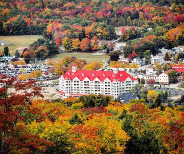 Lincoln Hotel | RiverWalk Resort at Loon Mountain