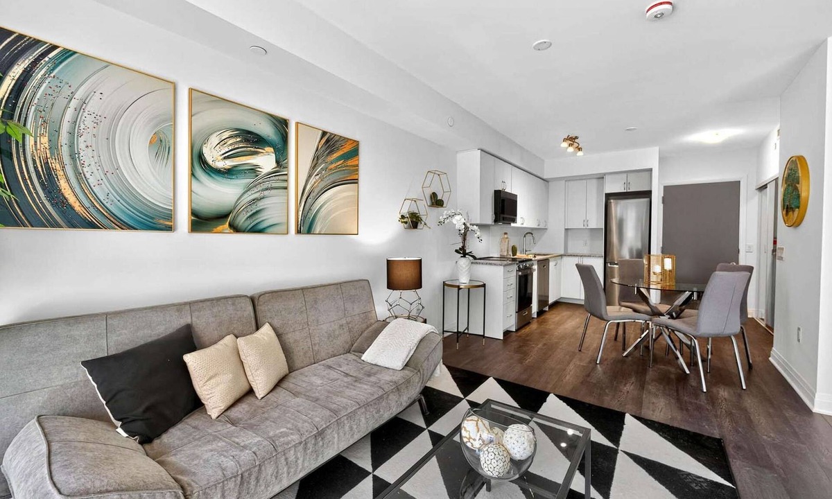 North York Hotel | RivetStays | The Westmounts Luxury Suite – 1 Bedroom + Den Condo