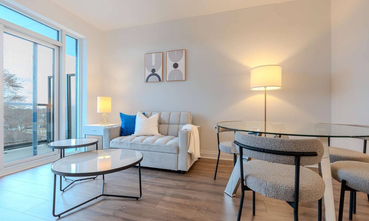 North York Hotel | RivetStays | The Westmounts Executive Suite – 2 Bedroom Condo