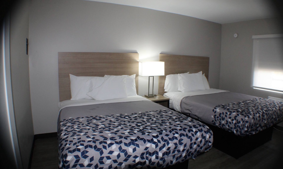 Cinnaminson Hotel | Riviera Motor Inn