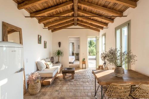 Nisaki Villa | Rizes Sea View