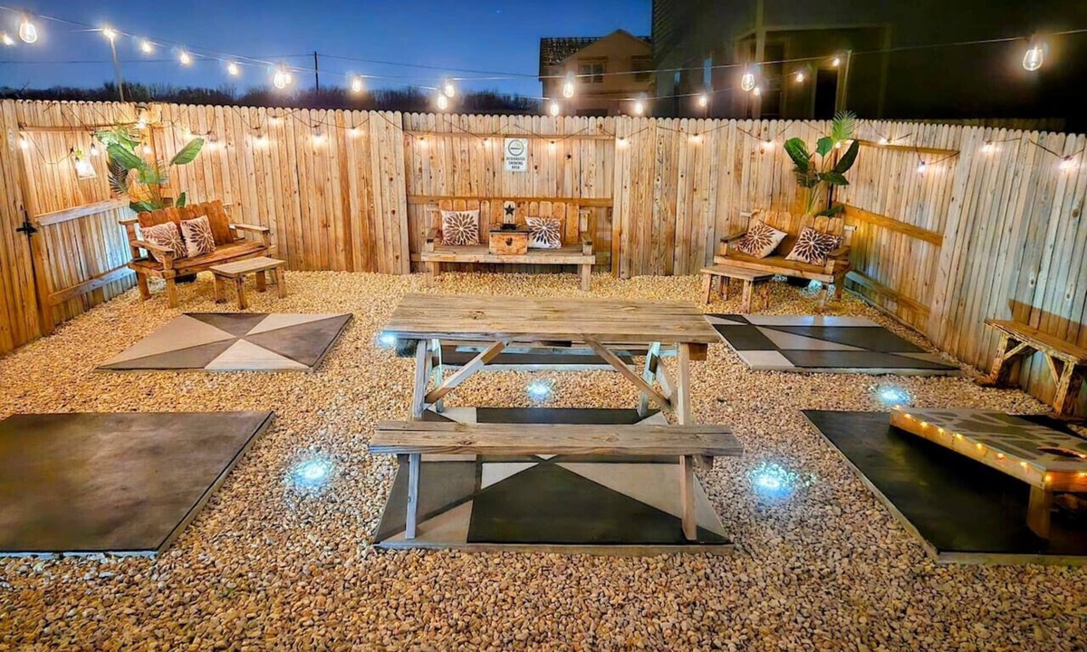 San Antonio House | RJ's Retreats Unit 102 BMT Grad