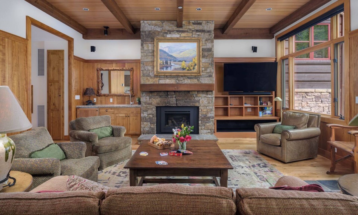 Granite Ridge Cabin | RMR: Granite Ridge Lodge 3217 in Teton Village