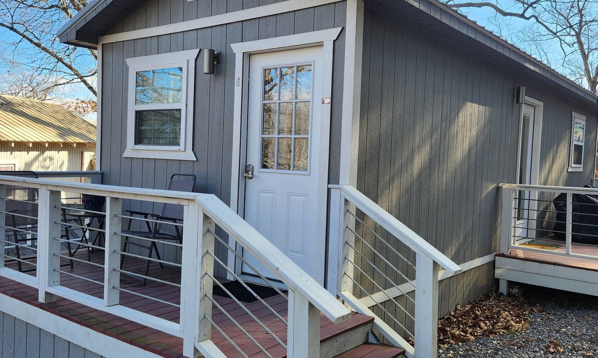 Glenwood Cabin | Roadtrip Cabin in Glenwood, AR