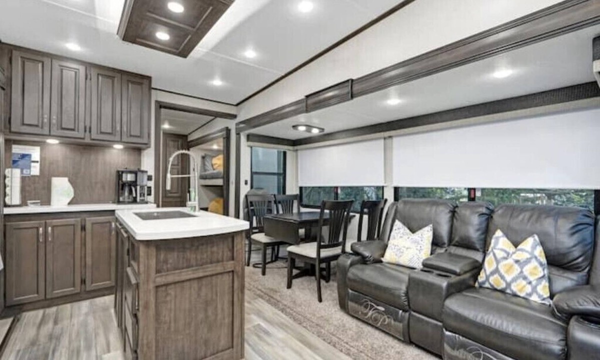 Ellenton House | Roam sweet roam