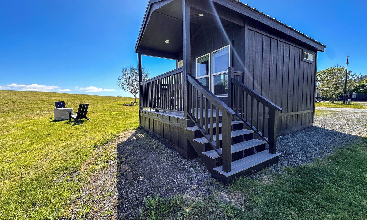 Garibaldi Cabin | Roam Tillamook