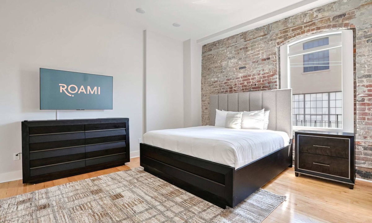 Arts/Warehouse District Apartment | Roami at Churchill | 2 Bedroom Penthouse