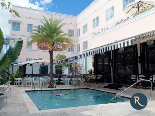 Flamingo/Lummus Hotel | Roami at Hotel Astor