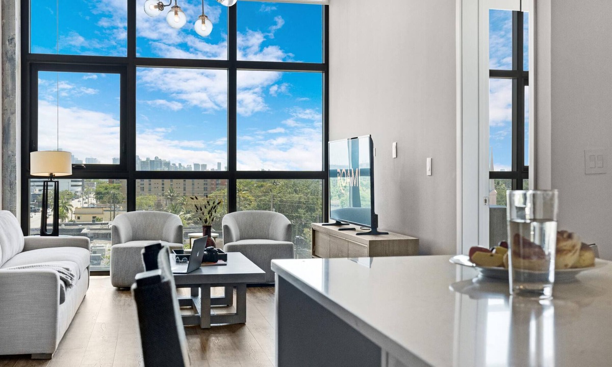 Little Haiti Apartment | Roami at Little River Lofts