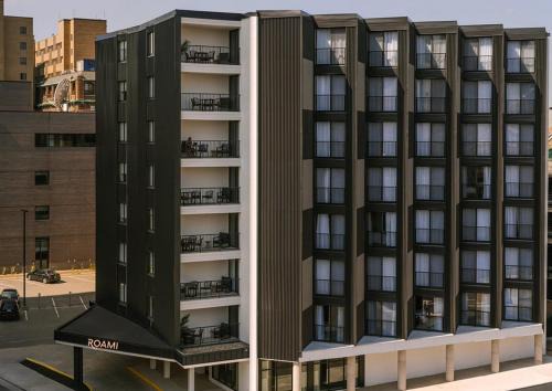 Downtown St. Paul Apartment | Roami at The Fitz