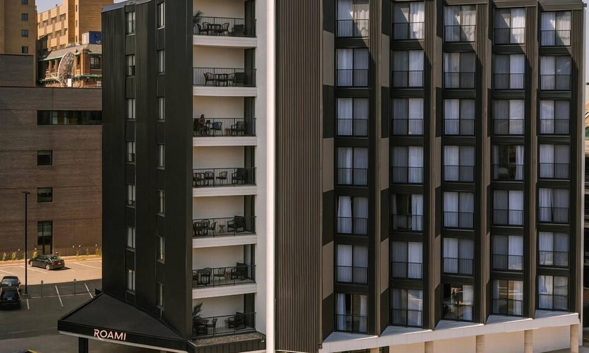 Downtown St. Paul Apartment | Roami at The Fitz