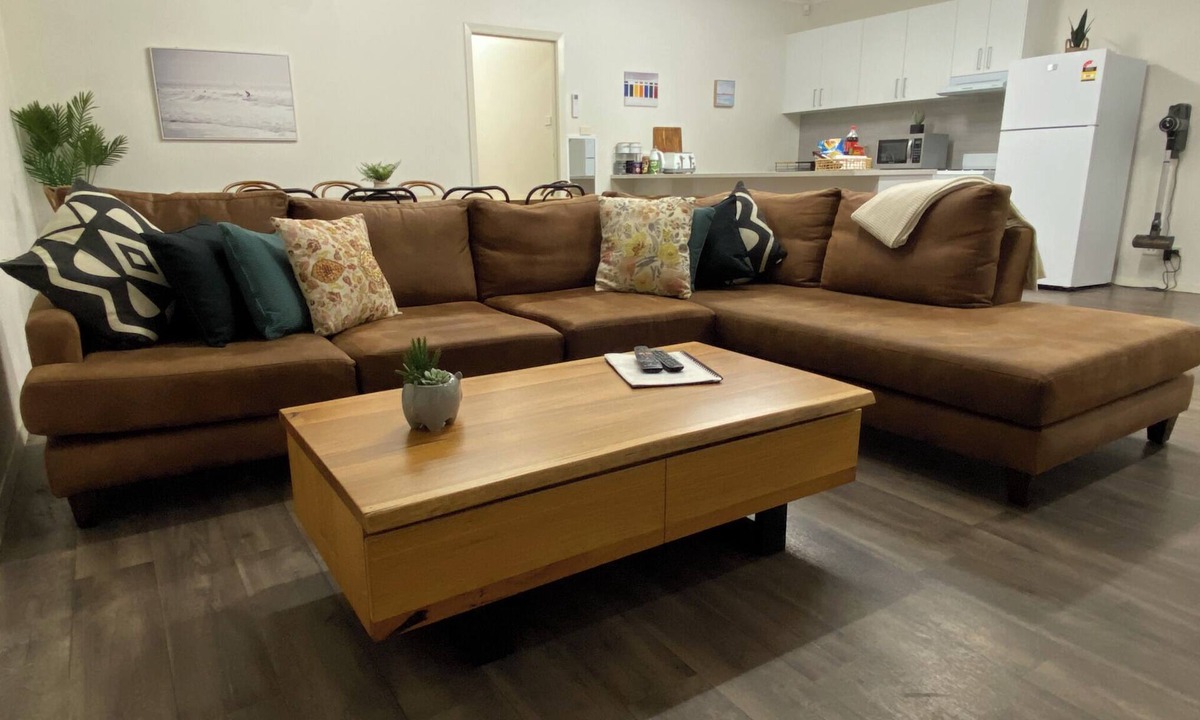 Portland House | Roantree House 4BR CBD Sleeps 10 Secure yard