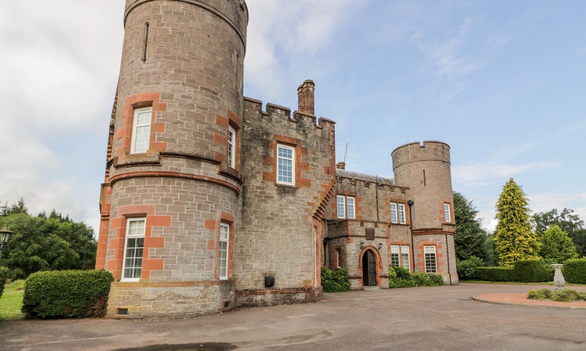 Balfron Cottage | Rob Roy Apartment