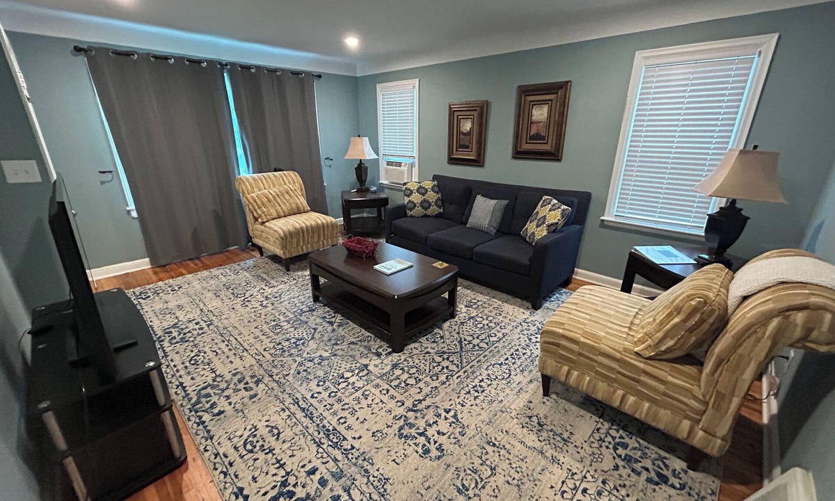 Robbinsdale House | Robbinsdale Charmer