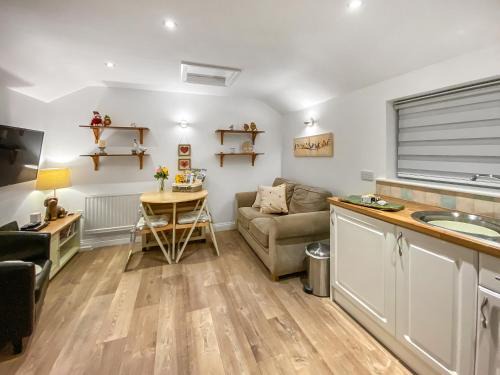 Bicton House | Robins Nest