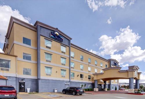 Robinson Hotel | Robinson Inn and Suites
