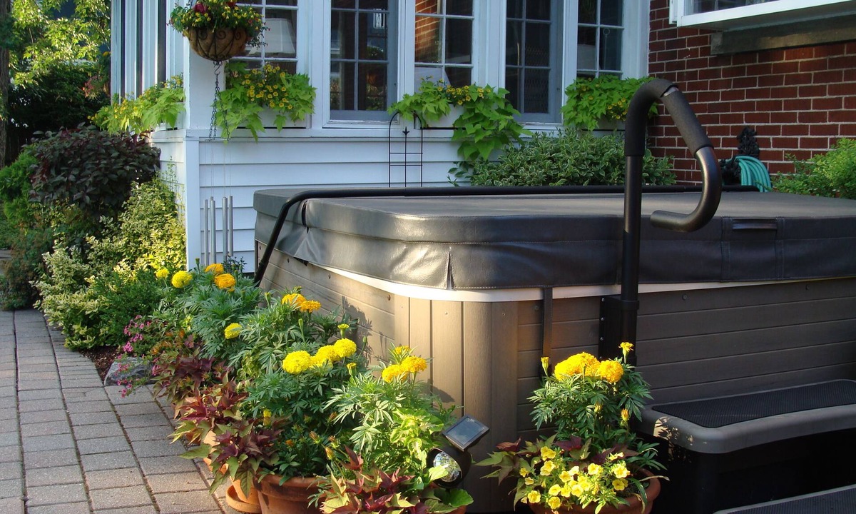 Thorold Bed & Breakfast | Robinsong Bed and Breakfast