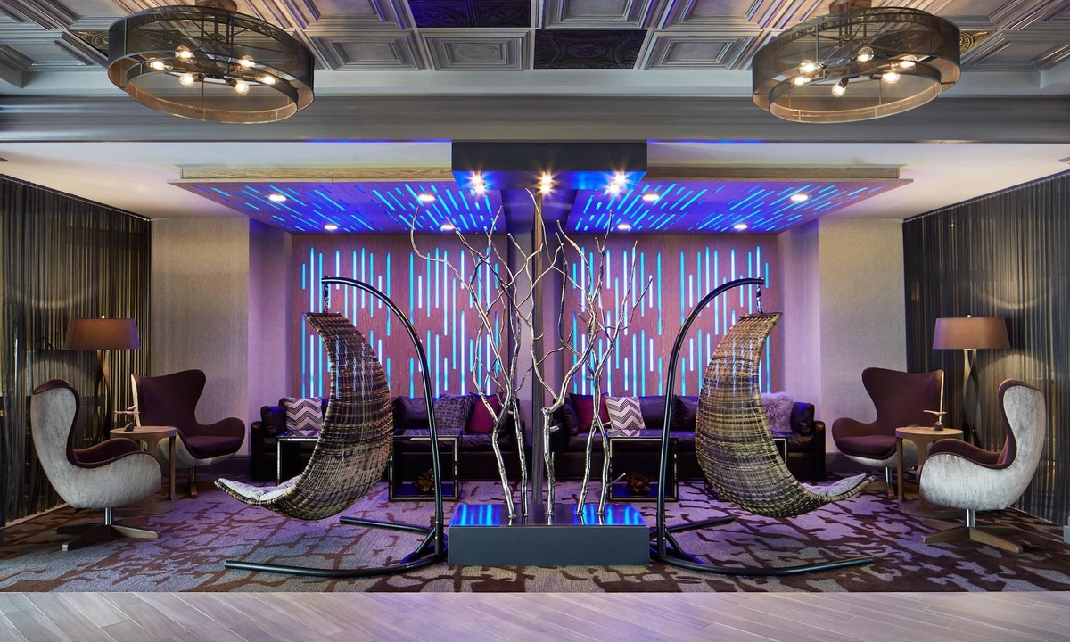 North Greece Hotel | Rochester Airport Marriott