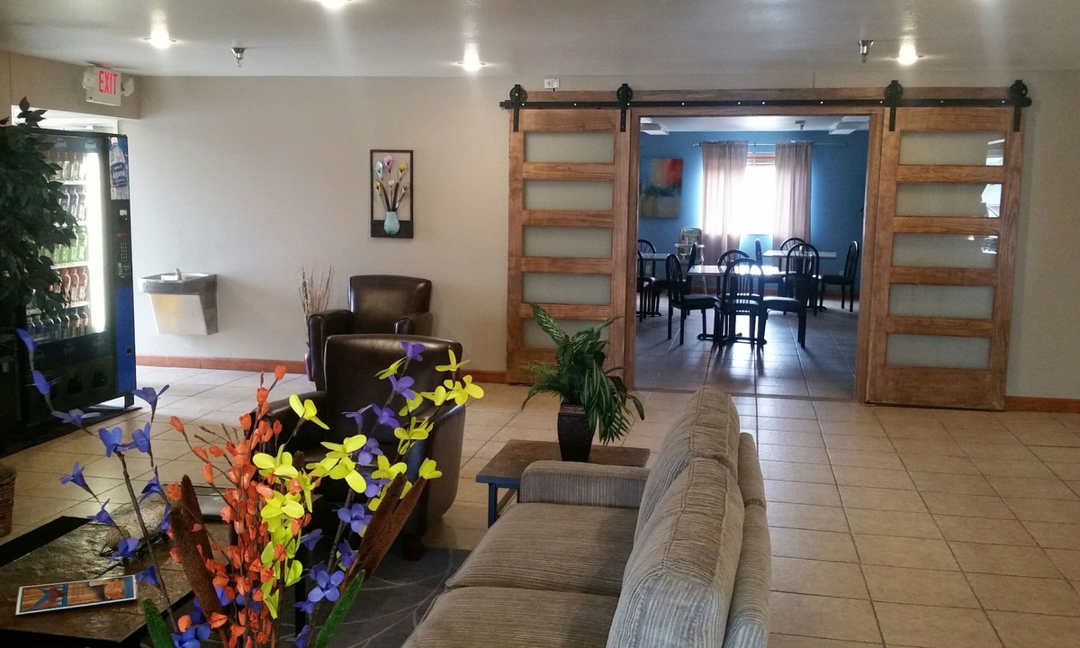 Sabetha Hotel | Rock Creek Hotel